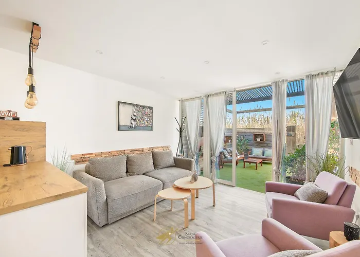 Duplex Confort Avec Terrasse A 500m Des Plages Apartman