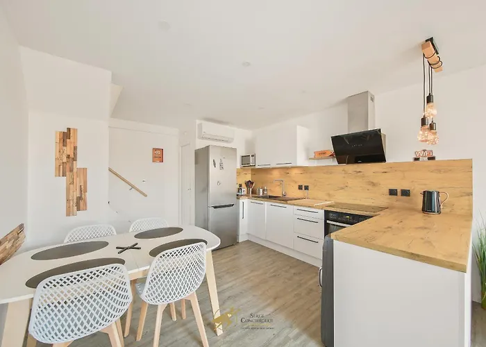 Duplex Confort Avec Terrasse A 500m Des Plages Apartment Hyeres